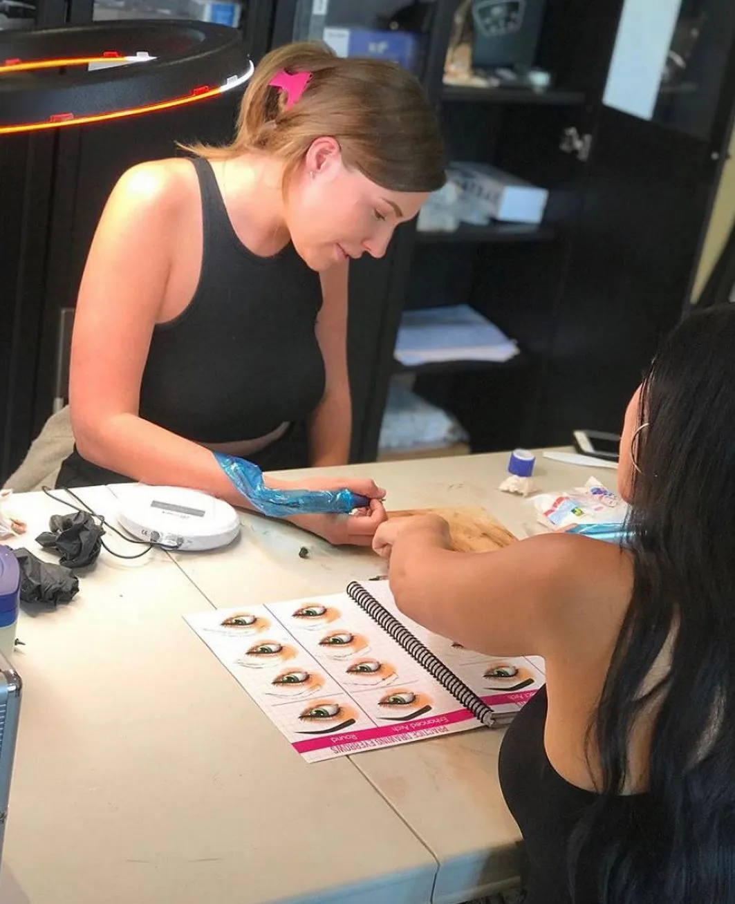 Prospect Place Dresden | What Techniques Do Advanced Brow Tattoo Courses Now Teach? Custom Colour for Every Brow